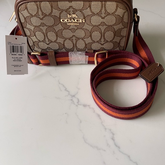 BRAND NEW Classic Coach Purse - Picture 2 of 7